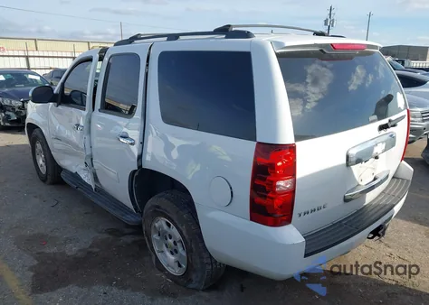 2013 Chevrolet Tahoe Ls z USA, uszkodzony, nr VIN 1GNSCAE05DR282062